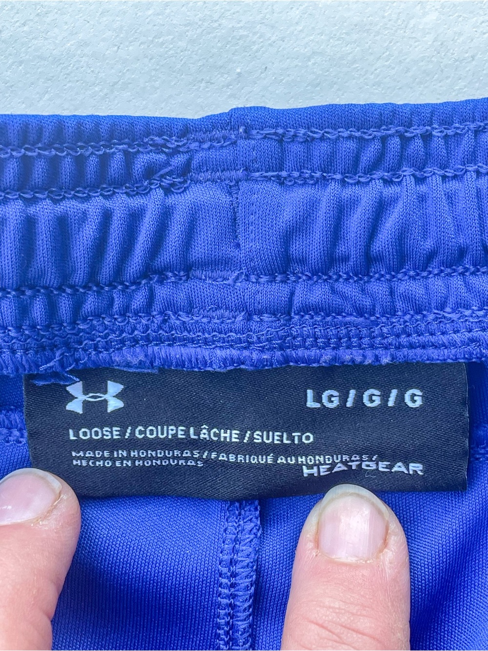 Under Armour women’s Royal Blue HeatGear Shorts Large - Picture 3 of 6